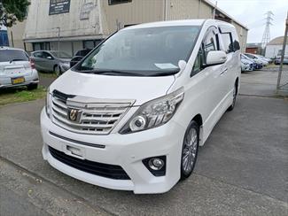 2014 Toyota Alphard - Thumbnail