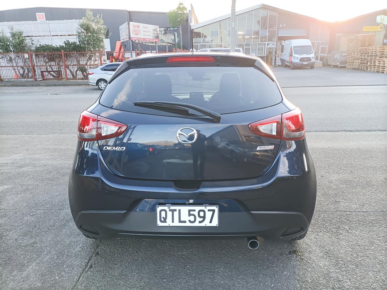 2016 Mazda Demio