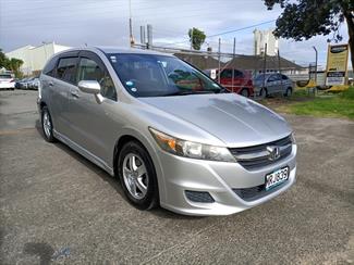 2010 Honda stream - Thumbnail