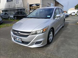 2010 Honda stream - Thumbnail