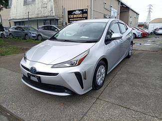 2020 Toyota Prius - Thumbnail