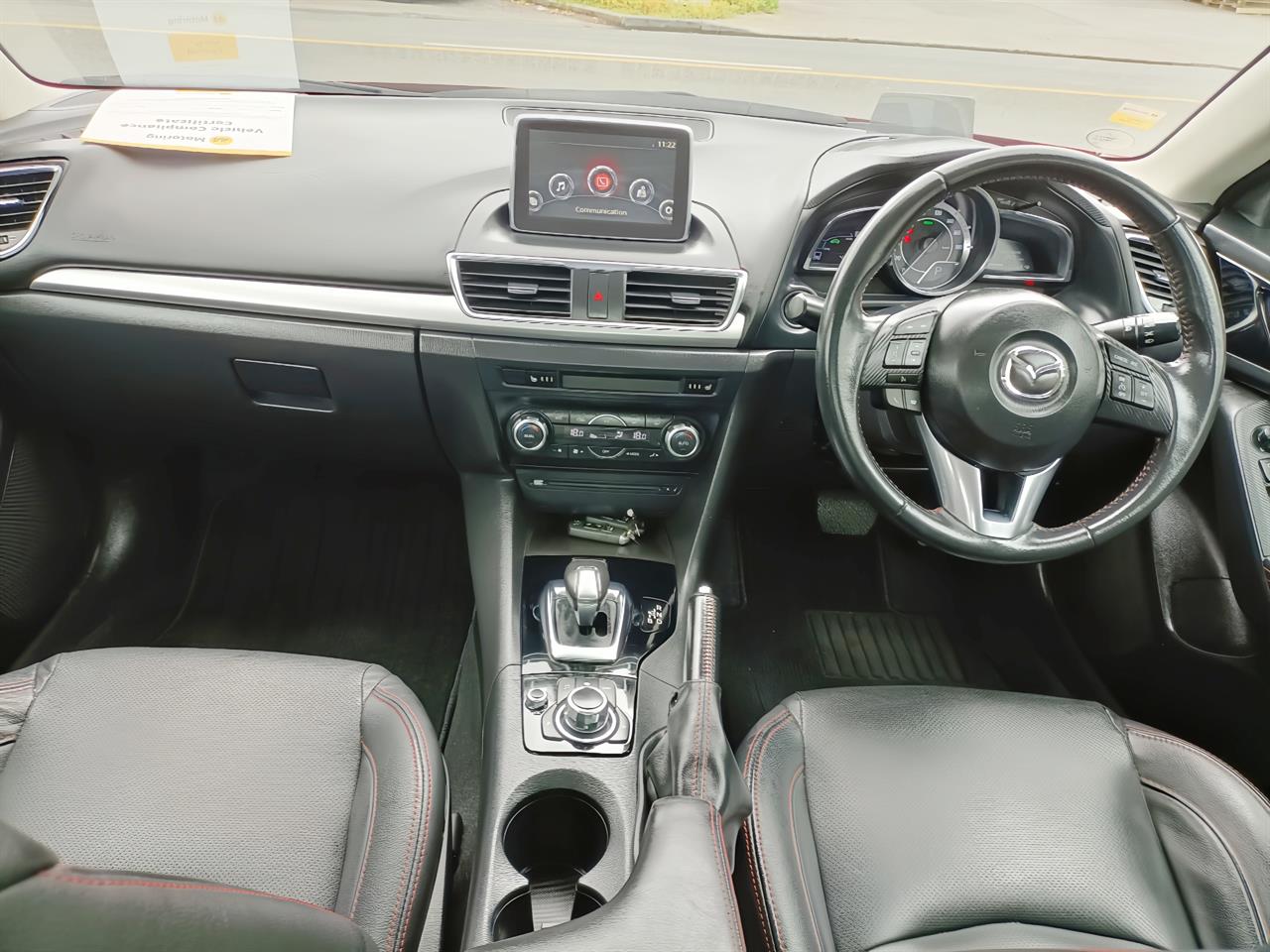 2016 Mazda Axela