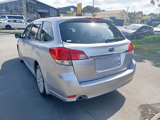 2012 Subaru Legacy - Thumbnail