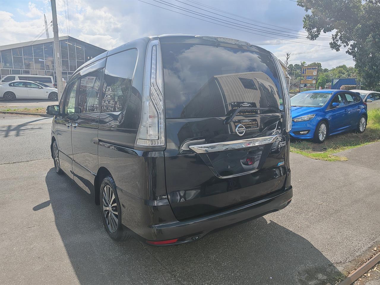 2014 Nissan Serena