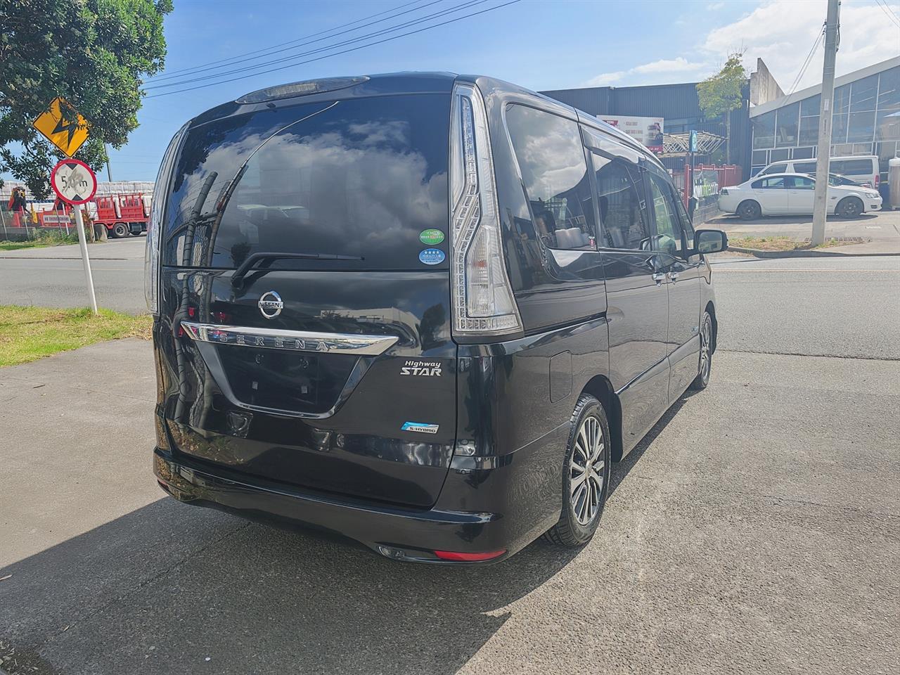 2014 Nissan Serena