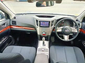 2011 Subaru Legacy - Thumbnail