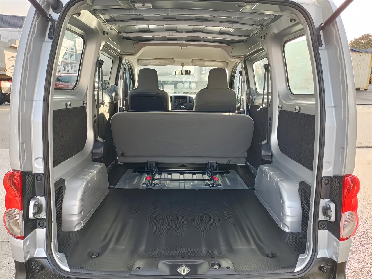 2019 Nissan NV200