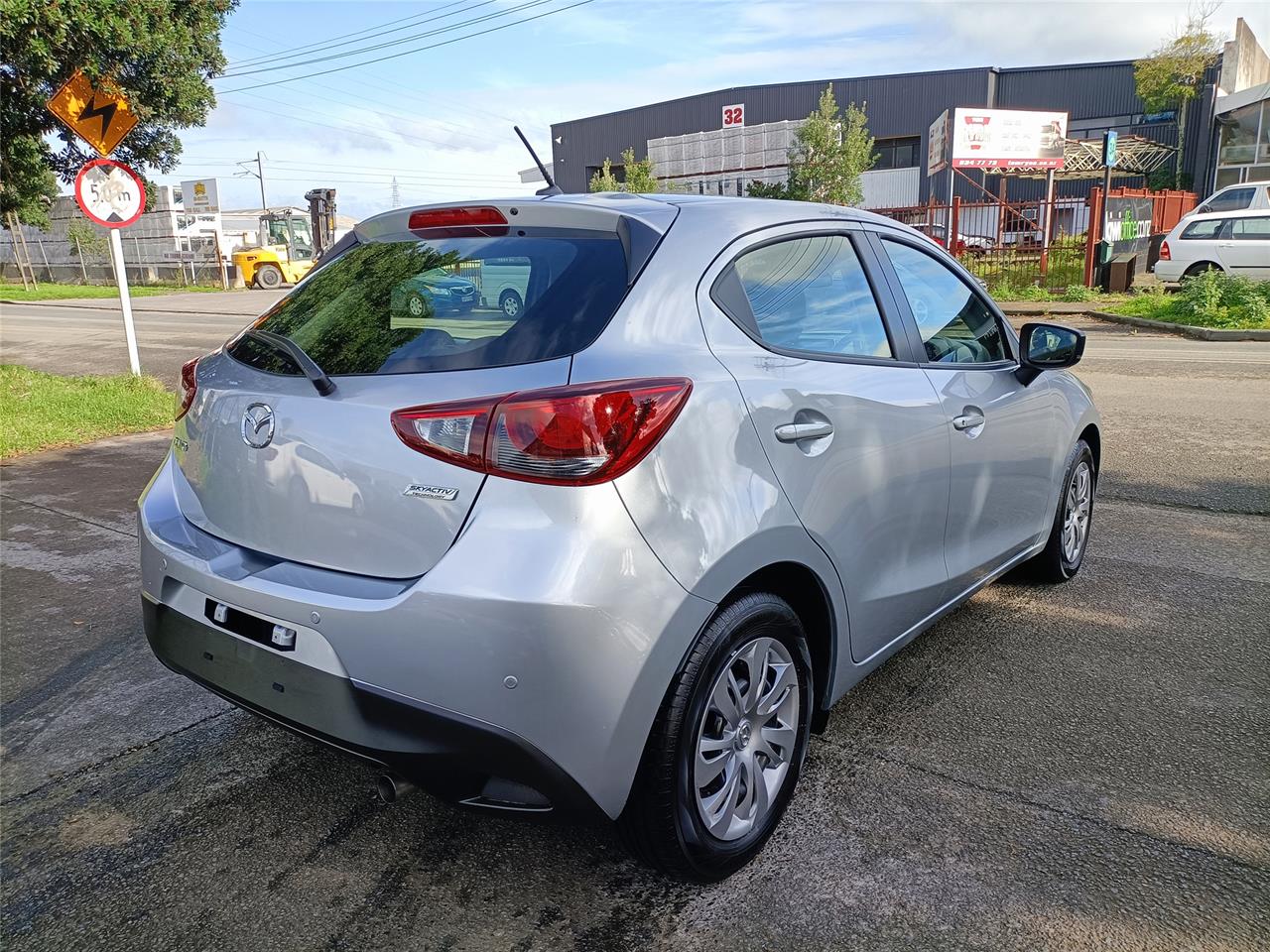 2019 Mazda Demio